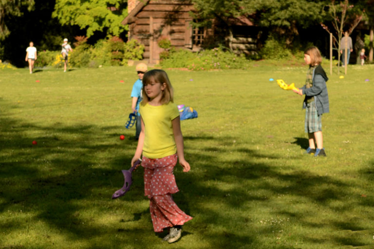 group-games-for-family-gatherings-playworks