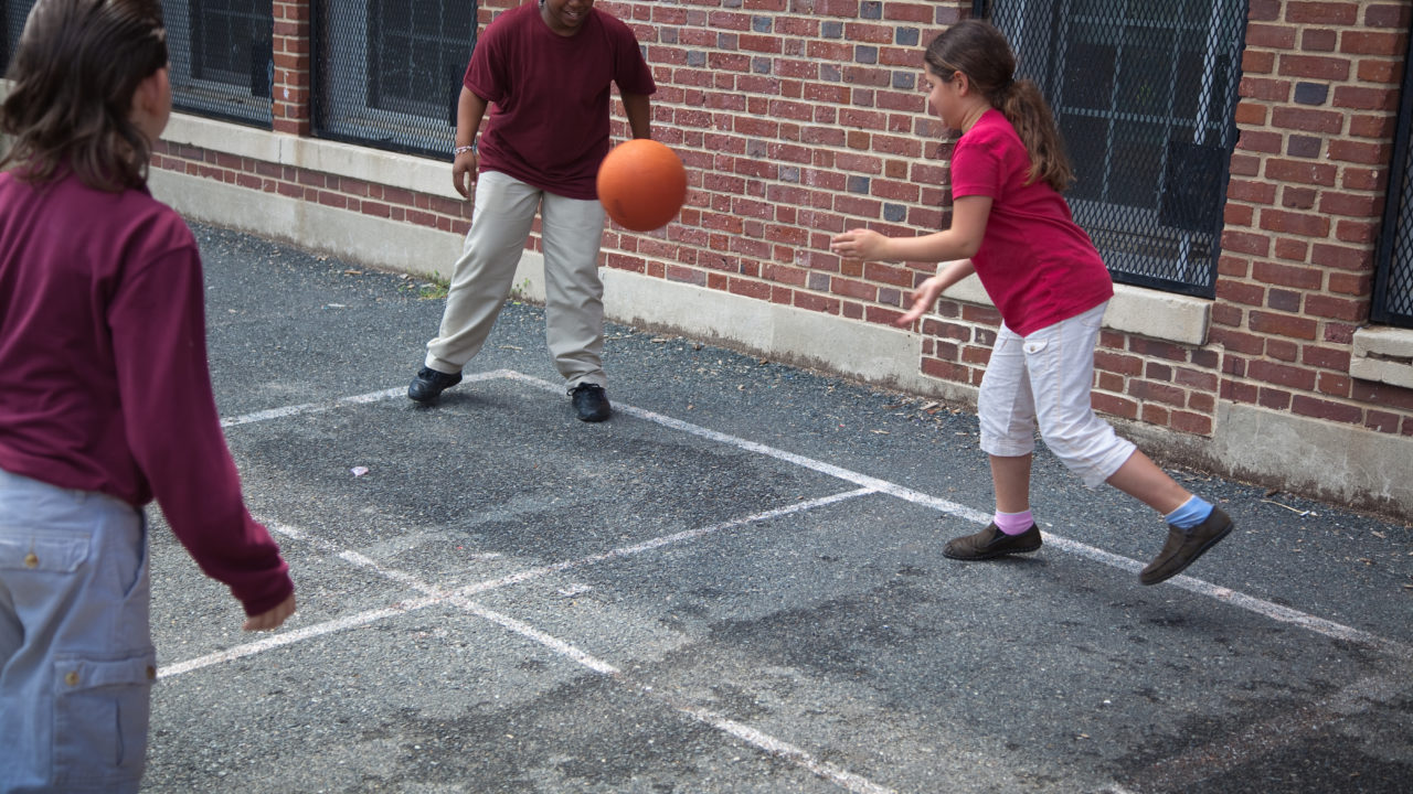 How to Play Four Square